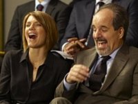 Carol (Kathleen Rose Perkins) und Merc (John Pankow) haben beim Network die Zügel fest in der Hand