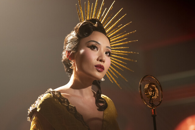 Li Jun Li als Cat Hardy