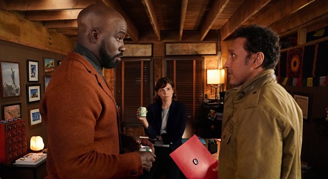 Als David (Mike Colter) und Ben (Aasif Mandvi) ihren nächsten Fall erhalten, ist Kristen Bouchard (Katja Herbers) wieder mit dabei.