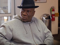 Ving Rhames als Dogg McFee