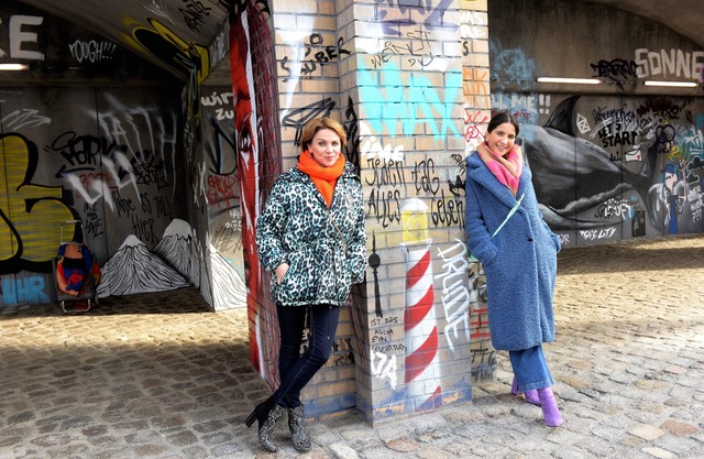 Gisa Zach (l.) und Chryssanthi Kavazi (r.)