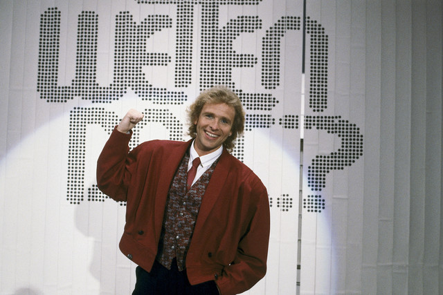 Thomas Gottschalk bei seiner "Wetten, dass..?"-Premiere in Hof am 26. September 1987