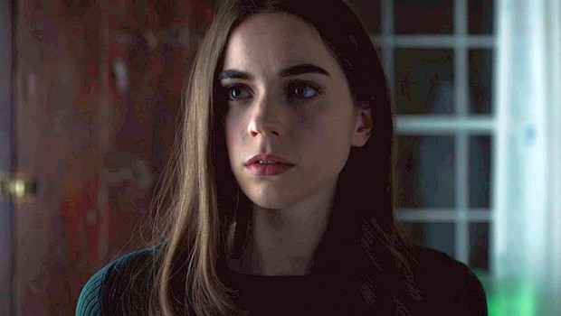 Henriettas "Schwester" Jenna (Sarah Desjardins) - spätestens bei sexueller Gewalt gewinnt Mitgefühl über Zickenkrieg