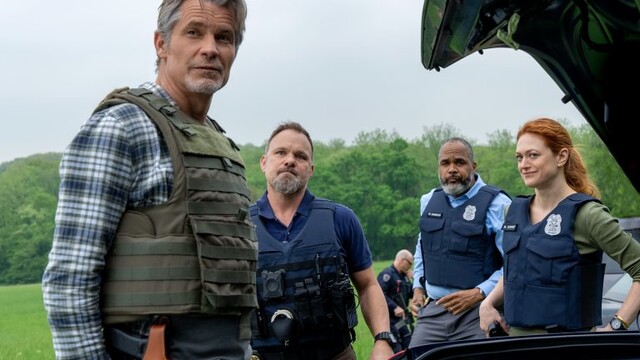 Beweise gibt's wie stets im Kofferraum: Givens mit seinem Team von der Detroiter Polizei (v. l. Norbert Leo Butz, Victor Williams, Marin Ireland)