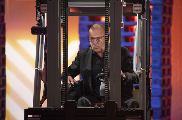 Heino Ferch beim Gabelstapler-Duell