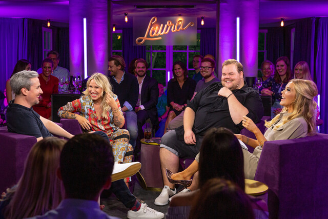 Talkrunde in der ZDFneo-Show "Laura Karasek - Zart am Limit"