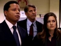 Staatanswalt Joe Dekker (Terrence Howard, l.), seine Assistentin Lauren Stanton (r.) und Oberstaatsanwalt Jerry Hardin (Peter Coyote, m.)