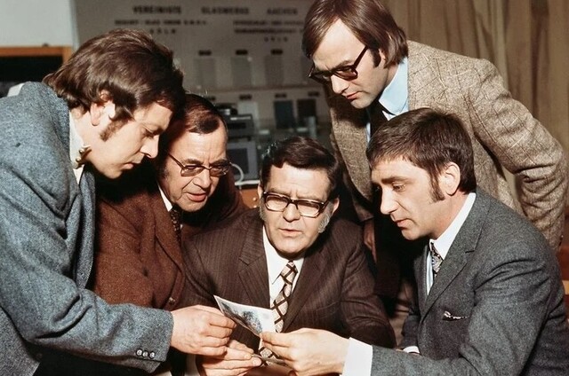 Kommissar Lutz (Werner Schumacher, m.) ermittelte 1973 am Stuttgarter "Tatort"