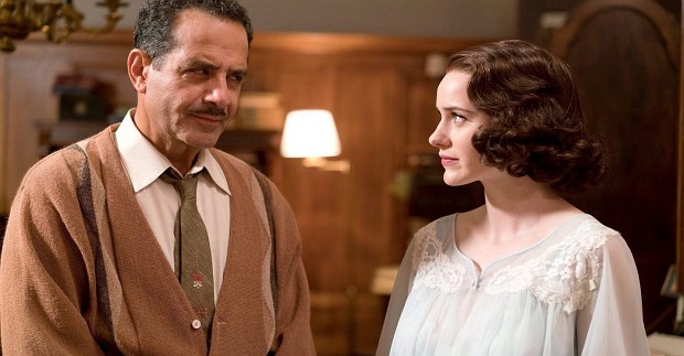 Abe Weissman (Tony Shalhoub) und seine unzähmbare Tochter Midge Maisel (Rachel Brosnahan)