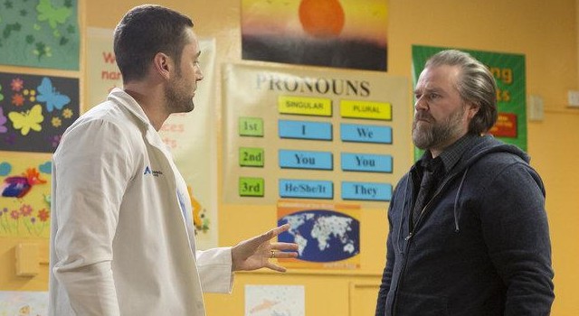 Goodwin (Ryan Eggold) zu Frome (Tyler Labine): "Wenn Sie ihr nicht als Arzt helfen können ... helfen Sie ihr als Mensch!"