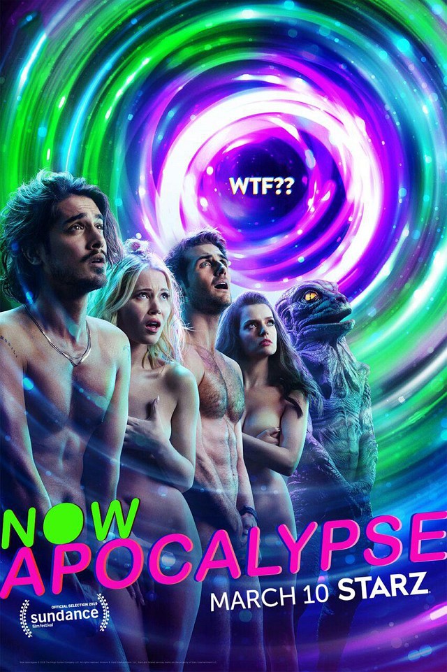 Gruppenbild: Ulysses (Avan Jogia), Carly (Kelli Berglund), Ford (Beau Mirchoff), Severine (Roxane Mesquida) und ein Alien