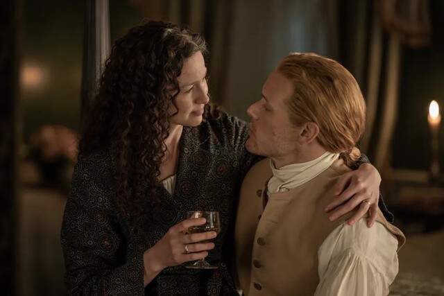 Claire (Caitríona Balfe) mit Jamie (Sam Heughan) in "Outlander"