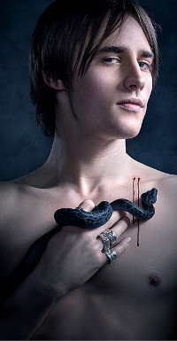 Strebt nach ewiger Jugend: Reeve Carney als Dorian Gray.