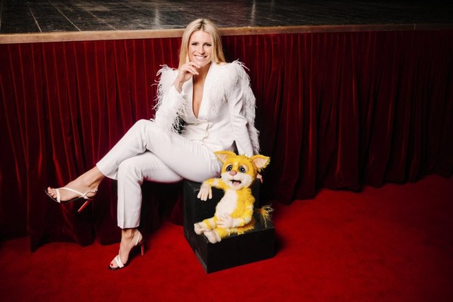 Michelle Hunziker mit Maki-Puppe Polly