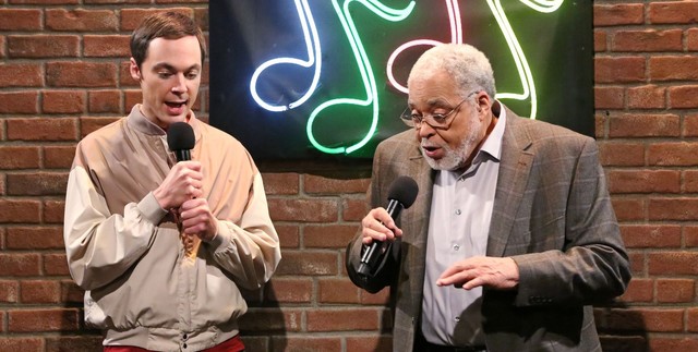 James Earl Jones (r.) mit Jim Parsons in "The Big Bang Theory"