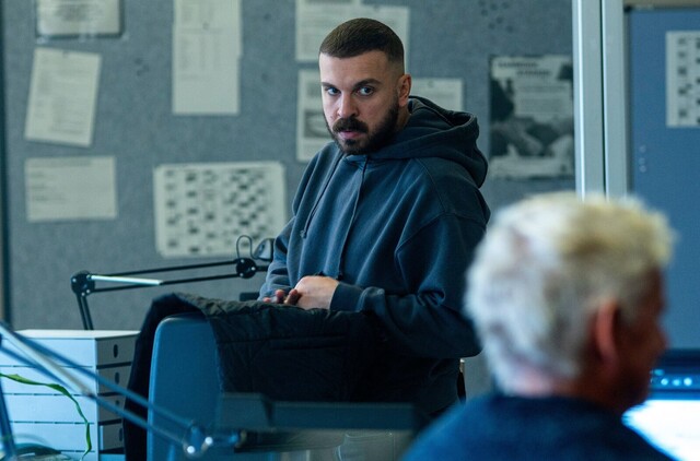 Kommissar Hamza Kulina (Edin Hasanović) im "Tatort: Dunkelheit"