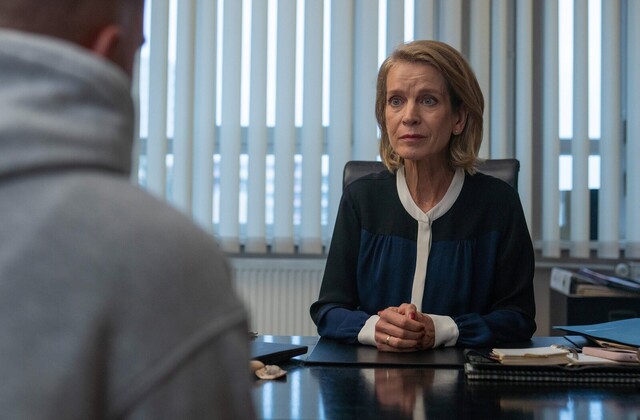 Sandra Schatz (Judith Engel) mit Hamza Kulina (Edin Hasanović) im "Tatort: Dunkelheit"