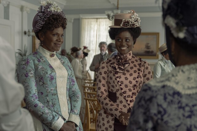 Audra McDonald (l.) und Denée Benton
