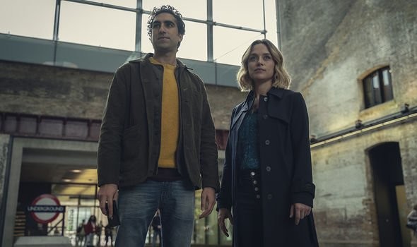 Ermitteln im Fall des toten Ben: Kate (Zoë Tapper) mit ihrem Kollegen Nick (Gregg Chills)