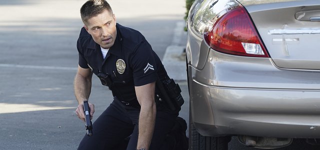 Officer Tim Bradford (Eric Winter) - mal wieder - unter Feuer. Aber er würde es auch gar nicht anders haben wollen.