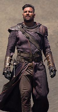 Manu Bennett als Allanon