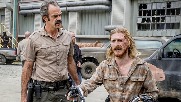 Simon (Steven Ogg) und Dwight (Austin Amelio) werden zu überraschenden Verbündeten