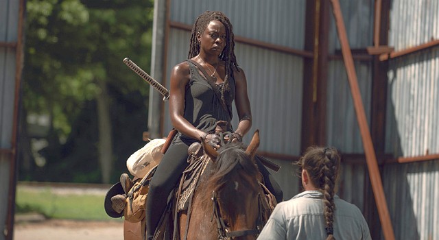 Michonne (Danai Gurira) heißt die Neuankömmlinge nicht willkommen