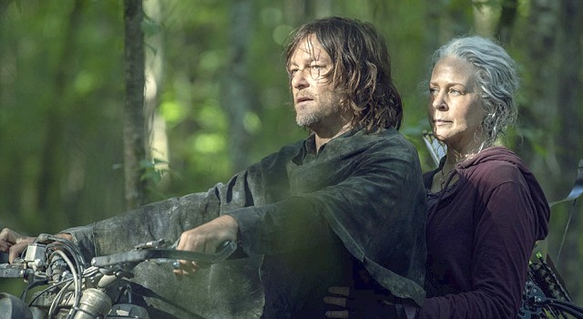 Daryl (Norman Reedus) und Carol (Melissa McBride) sind in Bezug auf die Grenzen der Whisperer geteilter Meinung.