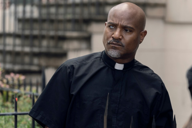 Offenbar hat Gabriel (Seth Gilliam) den Glauben an das Gute in Menschen verloren.