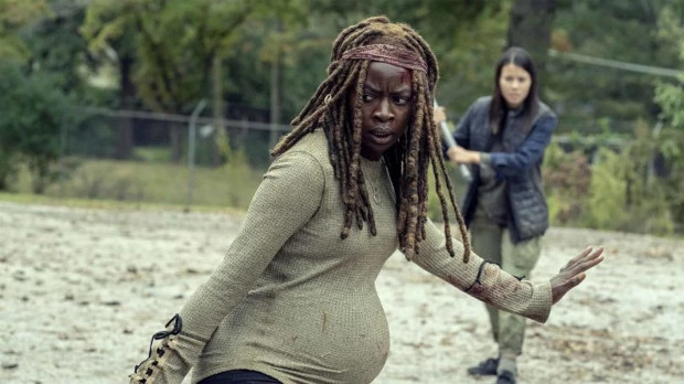 Michonne (Danai Gurira) sieht sich in die Enge gedrängt.