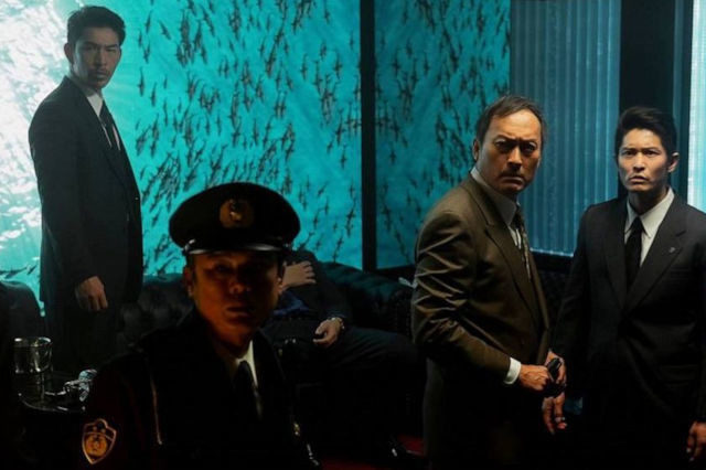 Polizeieinsatz im Nachtclub: Ken Watanabe (2. v. r.) und Kollegen