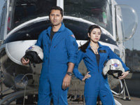 Cliff Curtis ("Rabbit") und Aimee Garcia (Marisa)