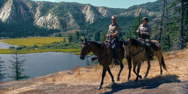 Ein herrlicher Arbeitsplatz - wenn nur die Leichen nicht wären! Turner und Vasquez reiten durch Yosemite.