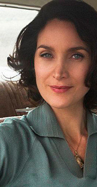 Die stellvertretende Staatsanwältin Katherine O'Connell (Carrie-Ann Moss) sitzt zwischen allen Stühlen