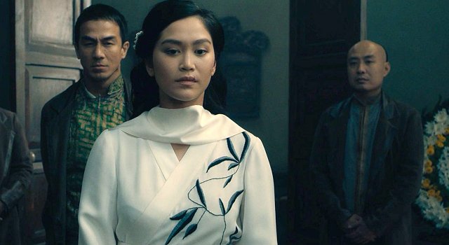 Mai Lin (Dianne Doan) und ihr Geliebter Li Yong (Joe Taslim, l.)