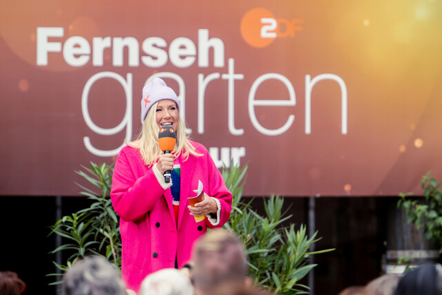 Andrea Kiewel moderiert die Sendung aus dem UNESCO Weltkulturerbe Völklinger Hütte
