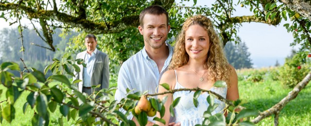 "Sturm der Liebe" erfreut sich nach wie vor enormer Beliebtheit - auch online: Die ARD vermeldet Rekordzahlen für die Videoabrufe der zurückliegenden Staffel. Die Folgen wurden vom 1. Januar bis zum 31. Oktober 2019 demnach 59,4 Millionen Mal abgerufen. Laut Senderangaben stellt "Sturm der Liebe" damit die Nummer 1 der Streaming-Formate in der ARD-Mediathek dar. Im Fernsehen verfolgten die zurückliegende 15. Staffel um Denise (