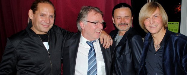Kommissar mit ehemaligen Verdächtigen: Andreas Schmidt-Schaller und die Band Silly