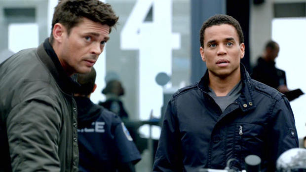 Mensch und Maschine: Karl Urban und Michael Ealy ermittelten recht kurz