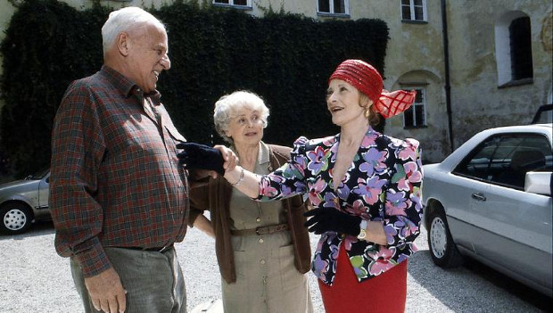 Vinzenz (Walter Buschhoff), Oma Herta (Bruni Löbel) und Oma Inge (Gisela Uhlen) in Staffel 3