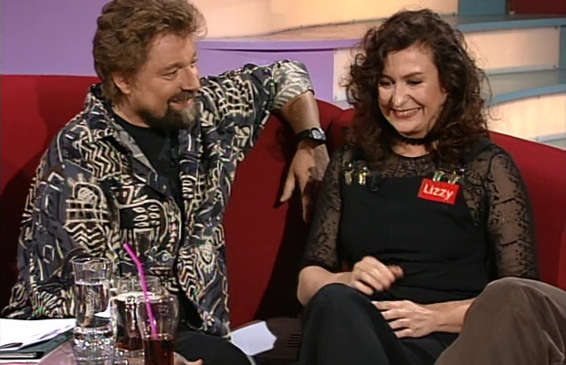 Die heute bekannte bayerische Kabarettistin Lizzy Aumeier war in den 1990er Jahren Kandidatin bei "Geld oder Liebe".