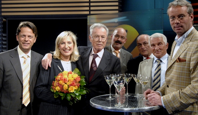 Zur 400. Sendung im Mai 2007 waren Sabine und Eduard Zimmermann noch einmal bei Rudi Cerne im "XY"-Studio zu Gast