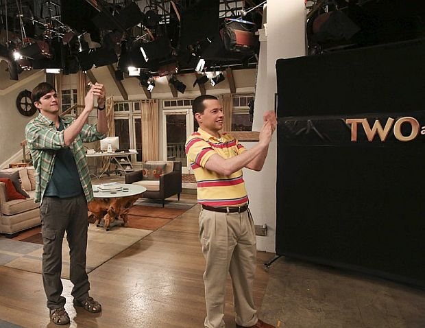Jon Cryer und Ashton Kutcher nehmen ihren Abschied von Publikum