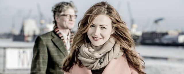 Katrin Bauerfeind assistiert Roger Willemsen