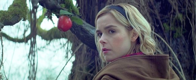 Mit der auf Teen-Horror getrimmten Neuauflage der Abenteuer von Sabrina Spellman,