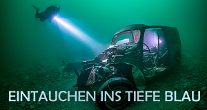 Eintauchen ins tiefe Blau